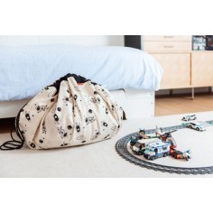 Sac de jouet, espace lueur dans le noir