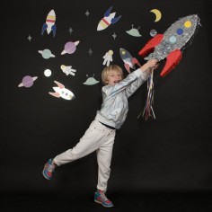 My Little Day Piñata, Rakete