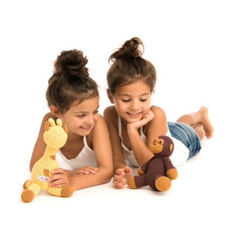 Ours en peluche au crochet, singe brun foncé