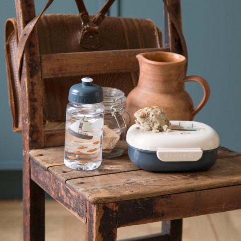 Sebra Lunch Box, Seven Seas