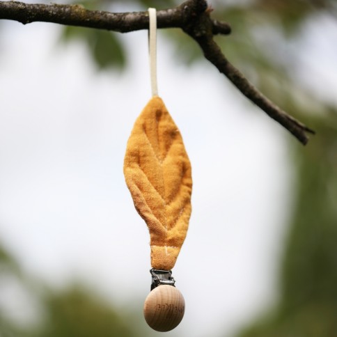 Milkii Schnullerkette Leaf, Mustard Yellow