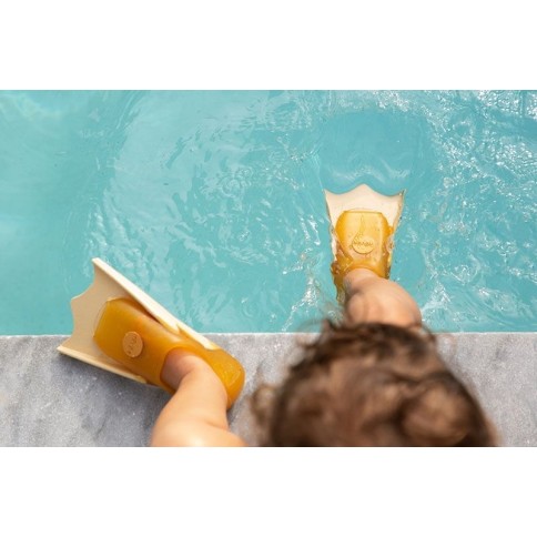 Hevea Set Baby-Schwimmflossen + Sandform, Gr. 23-24