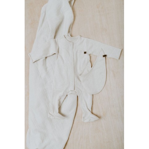 Strampler mit Füssen, warm linen