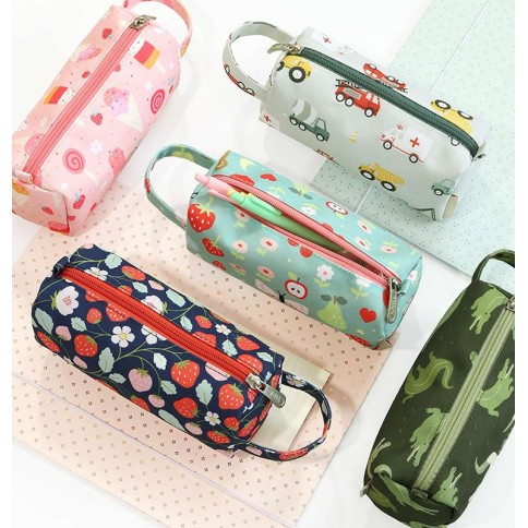 Federmäppchen, Erdbeeren