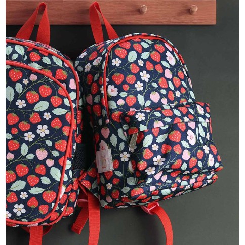 kleiner Rucksack, Erdbeeren