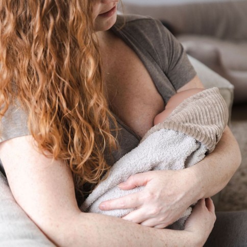 Umstandsshirt Glow mit Stillfunktion, urban green