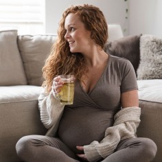 Umstandsshirt Glow mit Stillfunktion, hazel brown