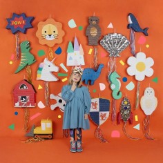 My Little Day Piñata, Bagger