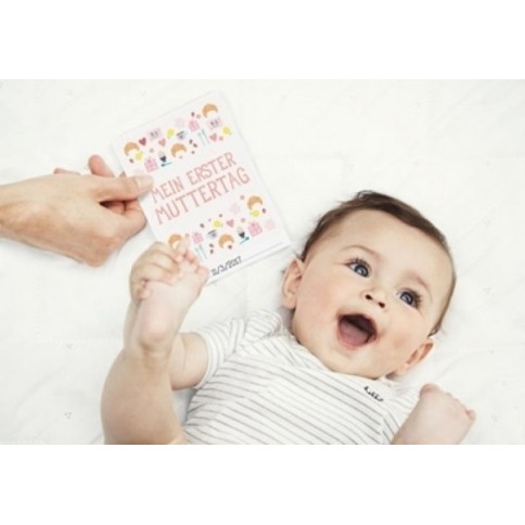Milestone Booklet "Babys Erste Feiertage"