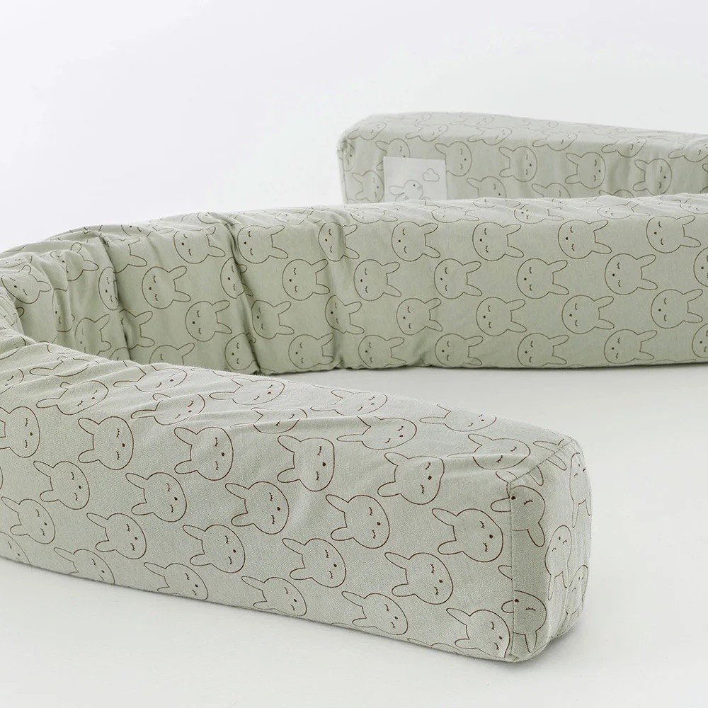 Bettschlange Kuschelhase grün