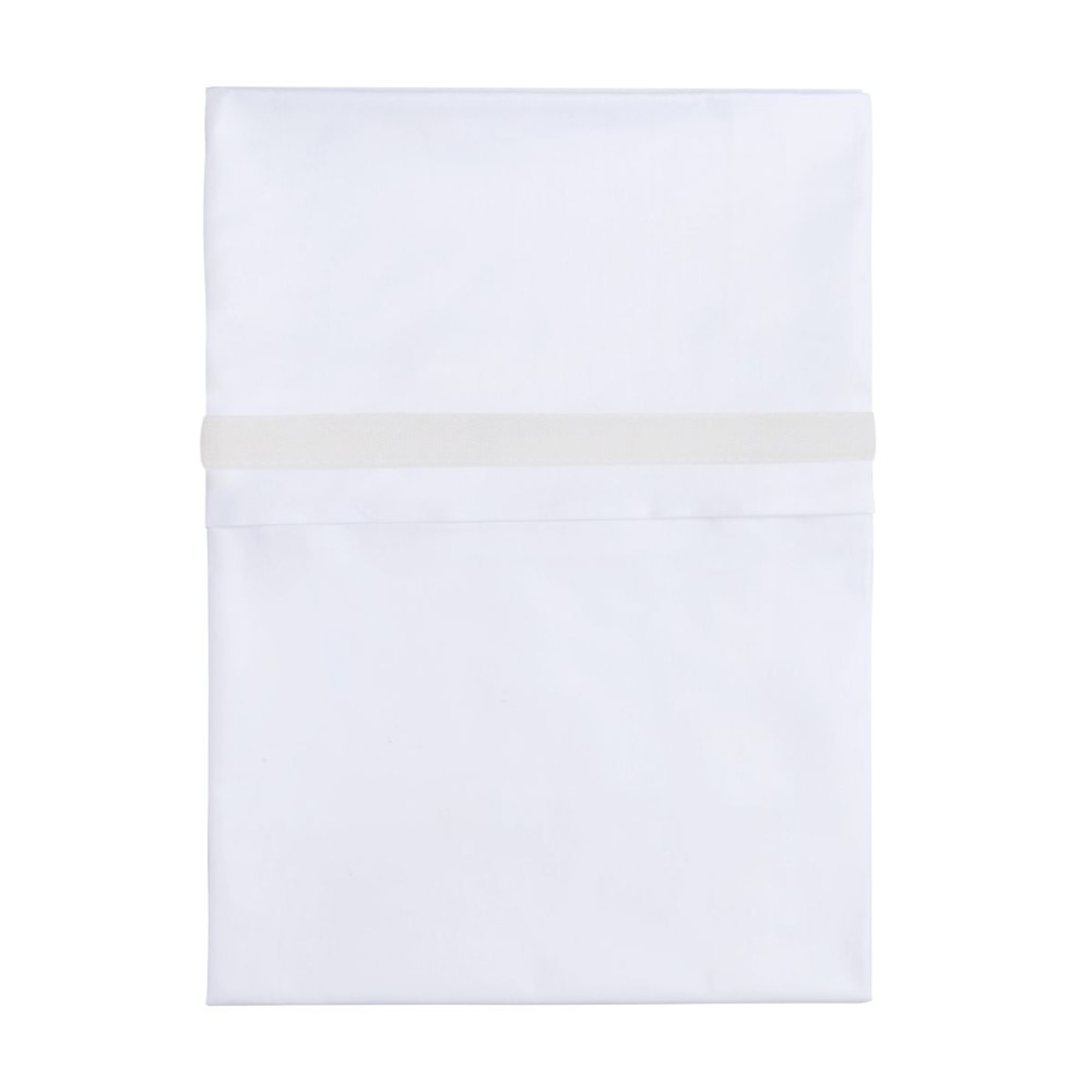 Bettlaken mit dem gewebtem Band