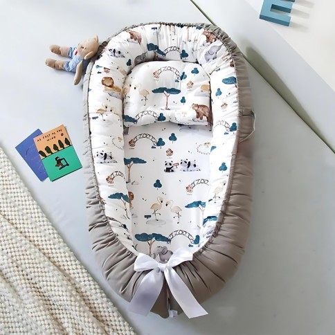 Baby câlin de nourriture avec des oreillers amovibles, zoo