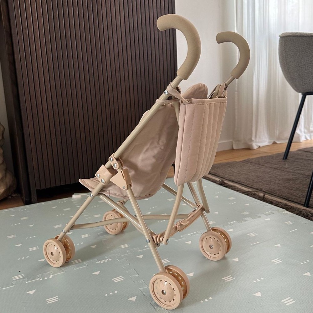 Chariot de poupée (y compris la couche de couches de poupée), café