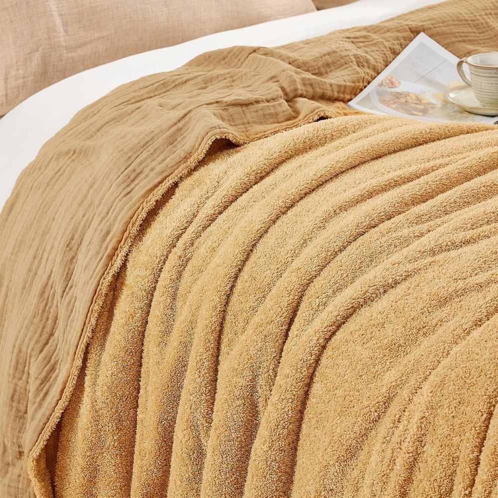 Kuscheldecke aus Baumwoll-Musselin & Fleece, Honig