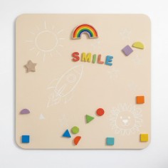 mur magnétique auto-adhésif (y compris des crayons à craie et une serviette d'essuyage)