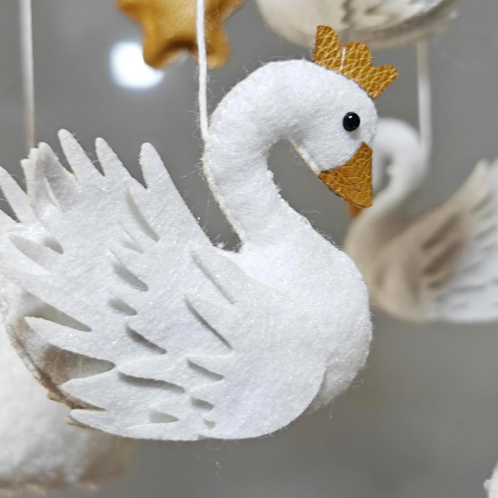 copie de feutre mobile avec boîte de musique, moutons