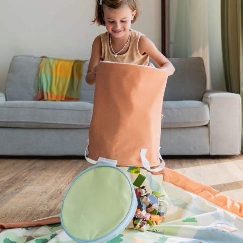 copie de la feuille de route de tapis de jeux de soo et de stockage