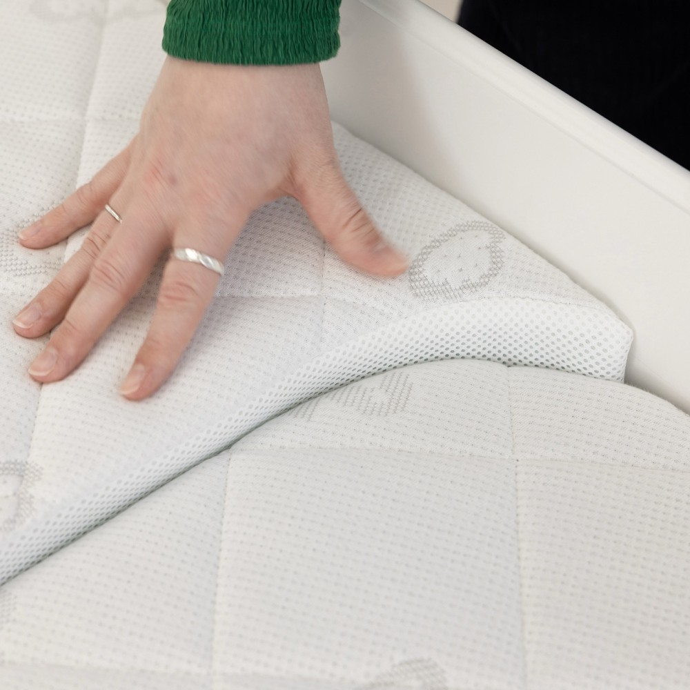 Copie du confort du matelas, bébé et jr. par Träumeland